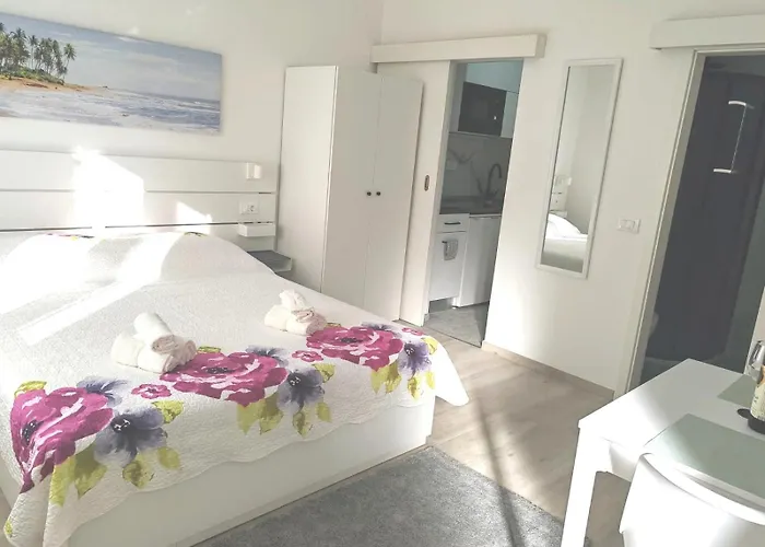 Dominik Апартаменты