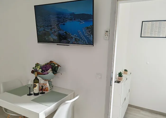 Dominik * Макарска